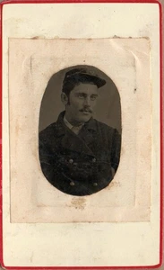 TINTYPE CDV MAN, CAP BADGE OF MERCHANT SHIPPING LINE VICTORIAN FASHION #D4371 - Picture 1 of 2