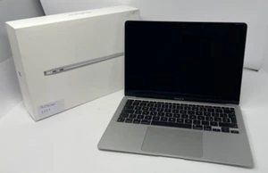Apple MacBook Air 13" 2020 Argent M1 Chip 7-Cœurs GPU 8-Cœurs CPU 8GB/256GB - Photo 1/5