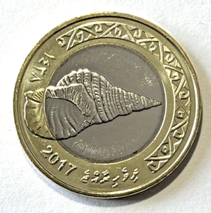 Moneda bimetálica 2017 Islas Maldivas 2 rufiyaa caracola concha marina vida silvestre - Imagen 1 de 2