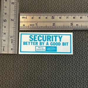Vintage Aufkleber Kommode Bergbauausrüstung Sicherheit besser um ein gutes Stück weiß blau - Bild 1 von 3