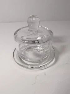 Plato de mantequilla Princess House de una sola porción Heritage vidrio cúpula redonda vintage A229 - Imagen 1 de 4