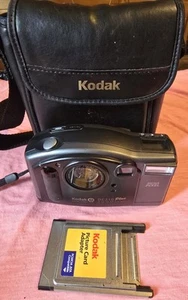 Kodak Digital Science DC210 Plus Zoom Camera - Mega Pixel, Bag, Adapter - Picture 1 of 22