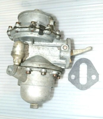 BOMBA DE VACÍO DE COMBUSTIBLE 1940 Pontiac Torpedo V8 Oldsmobile 1939-1940 Oldsmobile  Foto 1 de 4