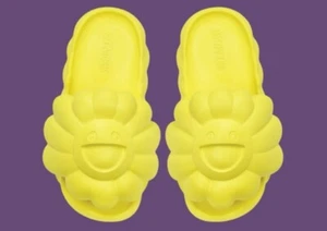 Größe 11 Takashi Murakami Ohana Full-Bloom Blazing Yellow Slide Brandneu! - Bild 1 von 1