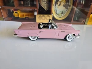 WOW 1:24 Danbury Mint 1957 Ford Thunderbird Convertible Pink Mint LE #702 Rare - Picture 1 of 8