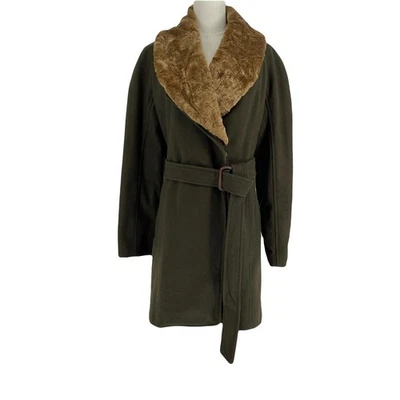 Abrigo de lana envolvente cuello de piel sintética verde oliva cinturón Hollywood glamour dinero antiguo elegante Foto 1 de 4