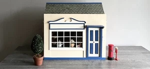 Mid-Century Handmade Wooden Victorian Grocery/General Store Shop Dolls House - Picture 1 of 23