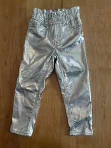 Gap Kids Straight Silver Metallic Jeans Size 5 Paper Bag Waist NWOT - Picture 1 of 4