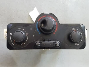 BLOCCO COMANDI CLIMA RENAULT CLIO 3 SER (05-09) 1.5 DCI BER 5/PD C.M.K9KT7 - Picture 1 of 3