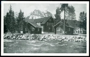 AD CARD LAKE LOUISE LODGE, ALBERTA - Picture 1 of 2