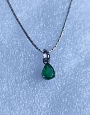 Colgante lágrima esmeralda natural plata de ley 925 hecho a mano joyería para mujer Foto 1 de 4
