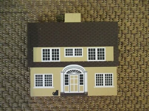 Cats Meow 1987 Series V Martha Washington House Retired Pine FREE SHIPPING - Picture 1 of 2