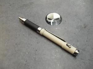 "DEFENDER" THE ORIGINAL BOLT ACTION TACTICAL PEN in Desert sand - Picture 1 of 3