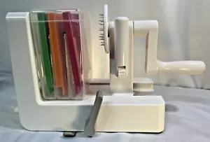 OXO Good Grips 3-Klingen Tischplatten-Spiralisierer mit starker Haltsaugung, weiß - Bild 1 von 16