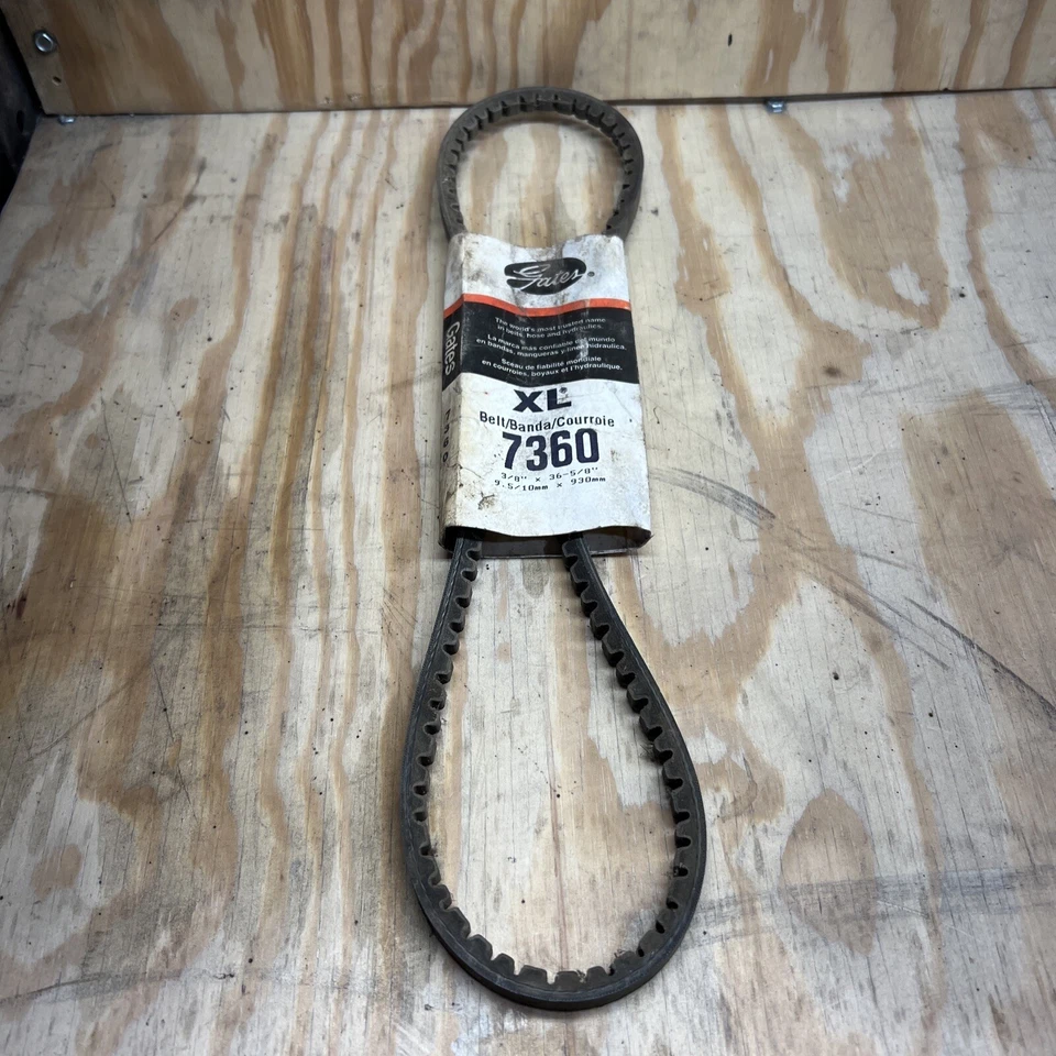 Chrysler Imperial Newport 300 with AC Gates XL 7360 V Belt New - Image 1 of 3