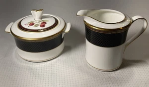 Ebony Garden de MIKASA azucarero cubierto redondo (280) y crema (290) siglo - Imagen 1 de 10