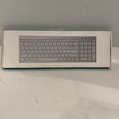 Jelly Comb Wireless Bluetooth Keyboard White And Silver  Slim Design  NIB - Image 1 of 4