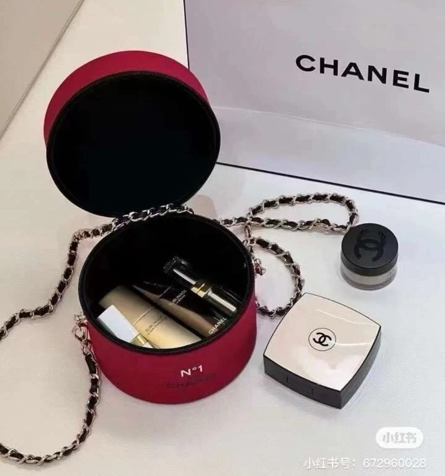 Chanel Beauty Red Round Camellia Vanity Travel Mini Makeup Case No 1 De Chanel - Image 1 of 4