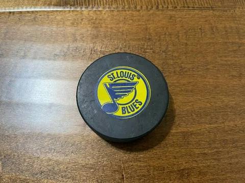 Vintage St Louis Blues NHL Hockey Viceroy Made in Canada Hockey Puck Cover
