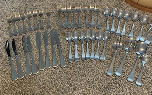 43 pieces of Cambridge stainless flatware 16 gauge - Picture 1 of 8