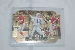 1996 UD Collector's Choice Joe Montana Dan Marino Rice Record Breaking Trio #4 - Foto 1 di 2