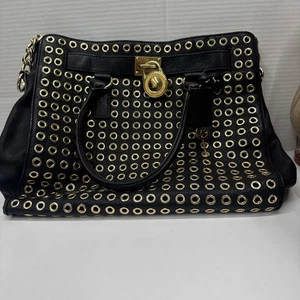 Borsa a tracolla Michael Kors Lg pelle nera occhiello oro HAMILTON MK LOCK LEGGI - Foto 1 di 16