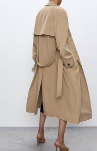 aritzia trench