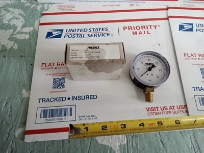 Trerice D06911 Pressure Gauge 2.5" 30PSI 1/4" BM NEW ,D2 - Image 1 of 4