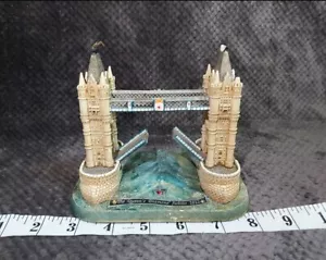 Lilliput Lane JUBILEE TOWER BRIDGE 2012 Diamond Jubilee Limited Ed Of 2012 #Rare - Picture 1 of 9