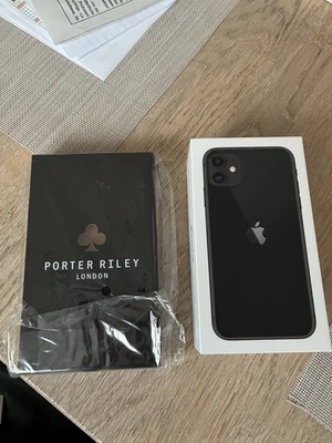 Apple iPhone 11 128GB, Schwarz, ohne Simlock - Bild 1 von 4