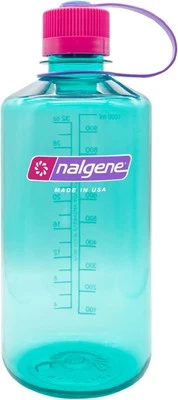 Surfer Water Bottle 33.8 Ounces Stylish Sports Bottle For Outdoor Use - Image 1 of 4