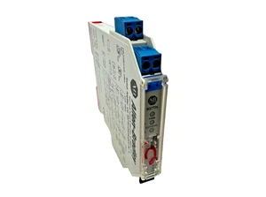 Allen-Bradley 937TH-DISAR-DC2 Switch Amplifier *Missing 1 Terminal Block* - Picture 1 of 3