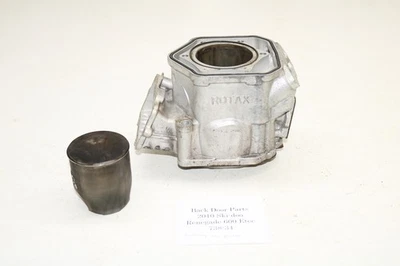 2010 Ski-doo Mxz Renegade 600 Etec Xp Engine Motor Cylinder Jug & Piston - Image 1 of 4
