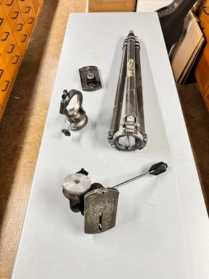 Trípode Gitzo serie 5500, cabezal R.No4, placa 524, embase ST 4/5  Foto 1 de 4