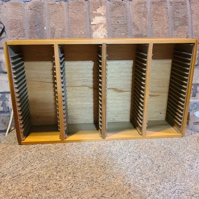 CD Madera CD Estante Soporte Estante Gabinete de Almacenamiento Sega Dreamcast PS1 ( Foto 1 de 4