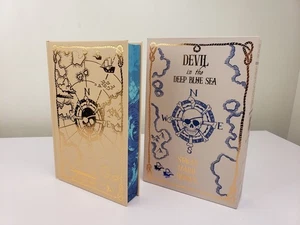 The Bookish Box Darkly Edition: Devil In The Deep Blue Sea by Stacey Marie Brown - Imagen 1 de 9