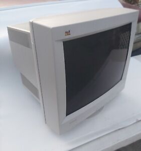 Viewsonic G810 21” Vintage Professional PC Gaming CRT Monitor 1600x1200