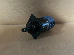 KRAUS + NAIMER ROTARY SWITCH C32 3 PHASE 45 AMP 600 VAC CA10 w/Key C 32 CA 10 - Picture 1 of 5
