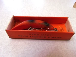 COLLECTIBLE PALSA FLOATING MINNOW FISHING LURE - Picture 1 of 2