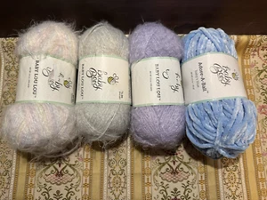 Baby Bee Baby Lou Lou Adoreabal blau lila grau Umarmungen flauschig weich Garn Knäuel SET - Bild 1 von 8