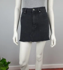 Wrangler Denim Skirt Size 6 Repair Mini Vintage Black Fray Hem Cotton Pockets - Picture 1 of 13
