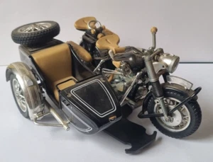 Polistil scala 1:15 BMW R75 Elephant SideCar Made in Italy NO SCATOLA ANNI 70 - Foto 1 di 11