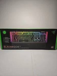 Razer BlackWidow V4 Full Size Wired Mechanical Green Switch Gaming Keyboard - Picture 1 of 6
