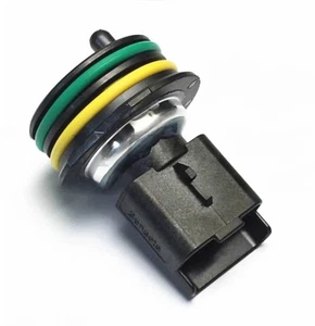 1PCS NEW 81CP38-01 81CP3801 Fuel Common Rail Pressure Switch Sensor Accessories - Picture 1 of 4
