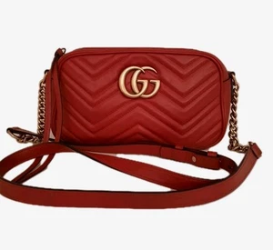Gucci Marmont Quilted Small Camera Crossbody Shoulder Handbag Red Colour. - Picture 1 of 22