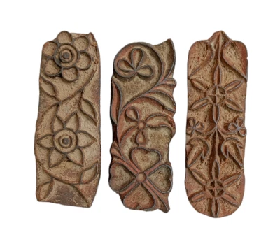 Bloque de impresión de 3 piezas diferentes vintage antiguo tallado a mano textiles sello/troquel Foto 1 de 4