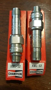 Ein Satz von zwei Champion XML12 (603) abgeschirmten Zündkerzen - Snowcat und Generator - Bild 1 von 2