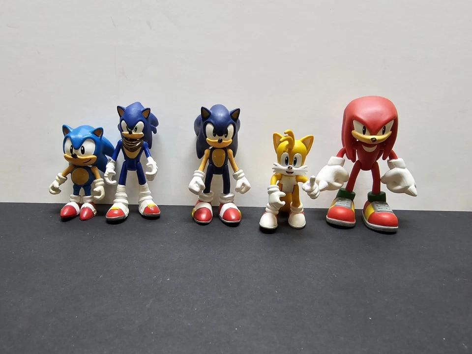 Figura TOMY RARA Sonic the Hedgehog Knuckles Tails + EXTRAS VER FOTOS Y LEER 2-3" Foto 1 de 4