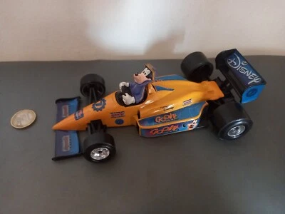 AUTO BURAGO MODELLO FORMULA 1 F1 PIPPO GOOFY 1/24 DISNEY RACING  - Immagine 1 di 4