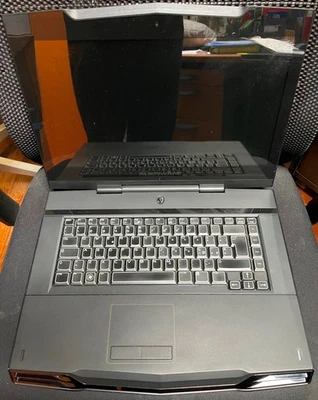 Dell Alienware M15X Intel i7 M15X-P08G 8GB 128Gb SSD Solo Ricambi - Immagine 1 di 4